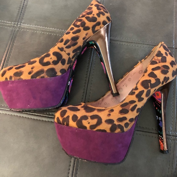 Betseyville Cheetah Leopard Purple Floral Pumps - Picture 1 of 4